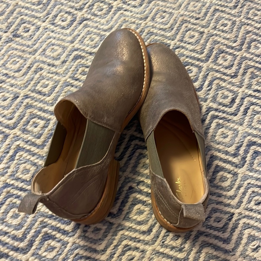 Clarks gold leather booties